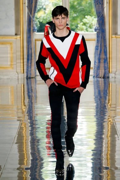 Look 52